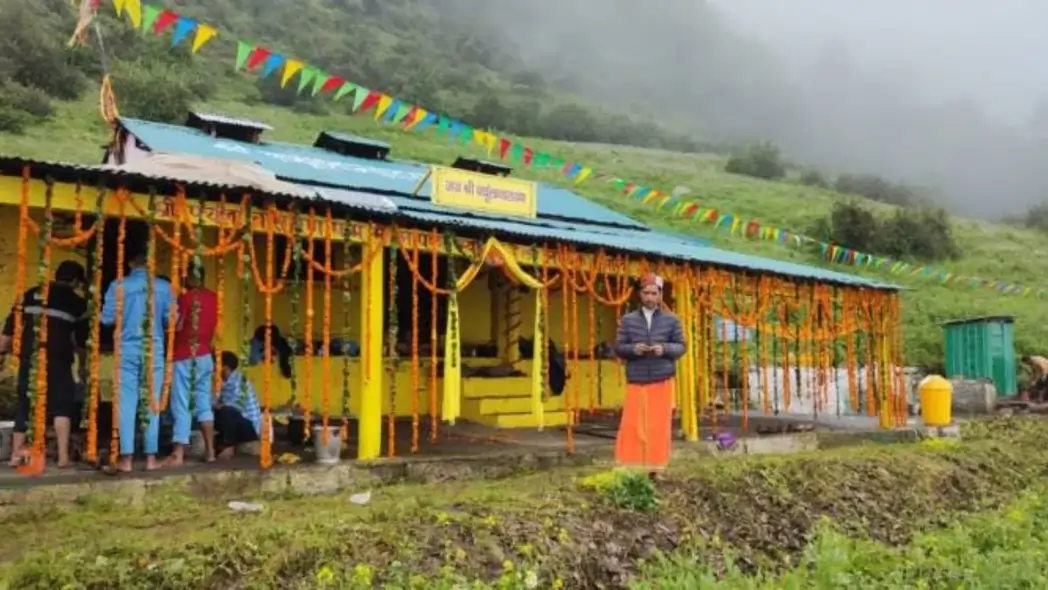 fyaulanarayan mandir mahila pujari uttarakhand