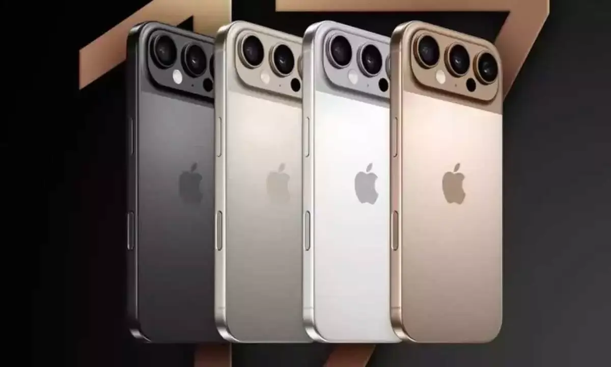 Fights outside Apple Store for iPhone 17